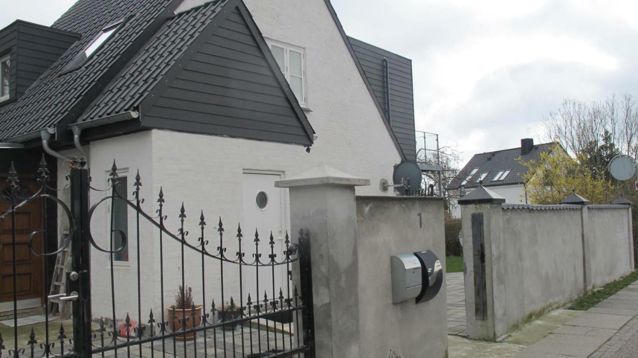 Guesthouse Sharon Apartments Århus Zewnętrze zdjęcie